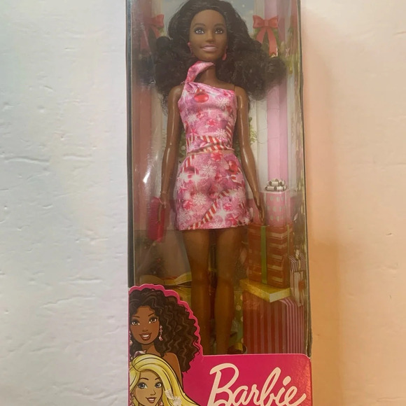 Barbie HOLIDAY BARBIE 2020 Brunette Mattel Barbie Floral Dress Outfit New In Box - Picture 8 of 9